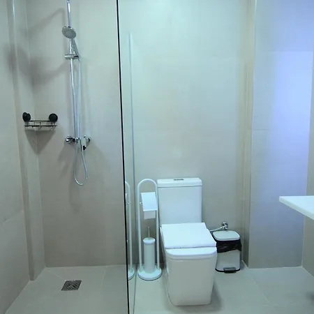 New Boulevard Hotel *