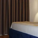New Boulevard Hotel *